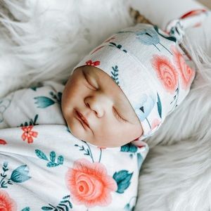 Floral Baby Swaddle Set